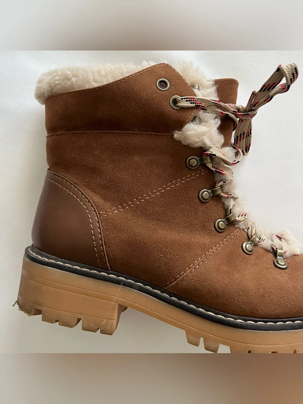 Time and Tru Cozy Lace Up Hiking Faux Shearling Trim Brown Suede Boots Size 8W